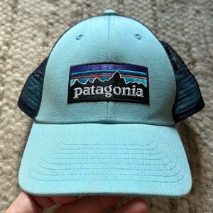 Patagonia turquoise/aqua trucker hat